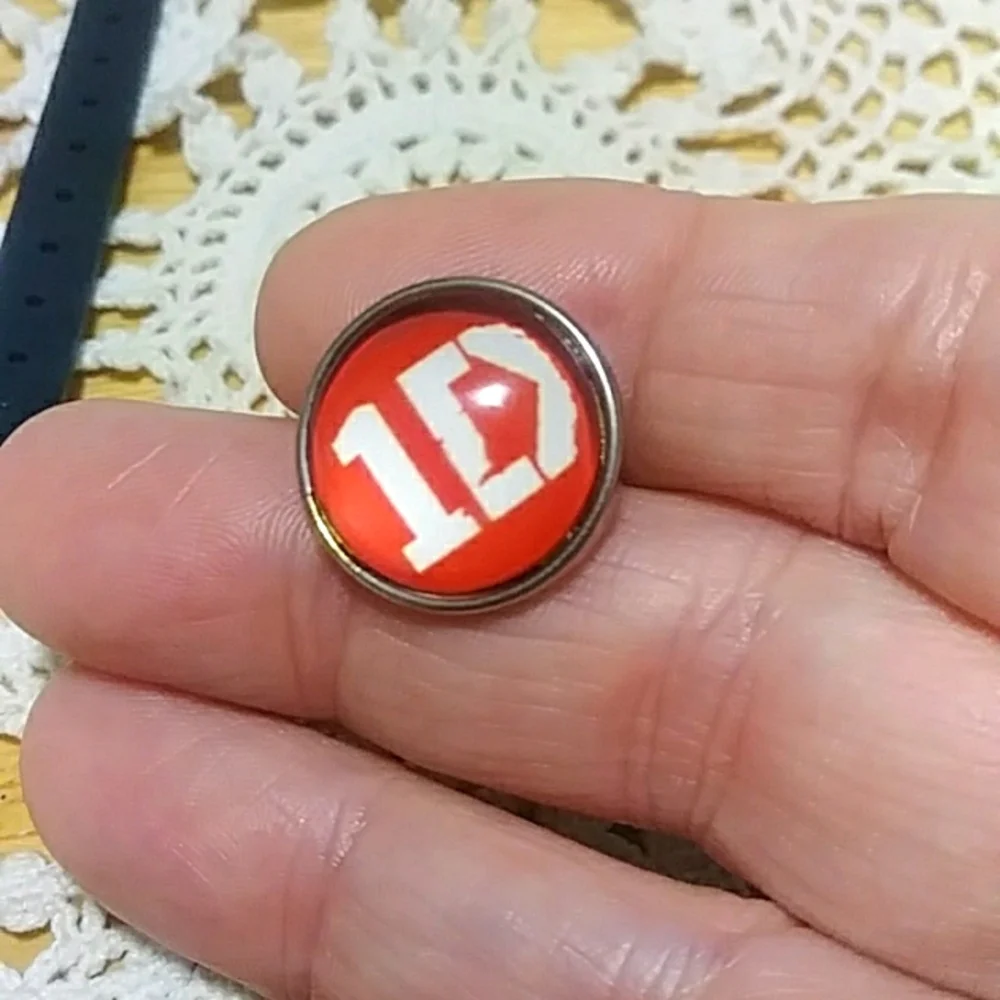 K-Pop Snap Buttons 1D with snap bracelet